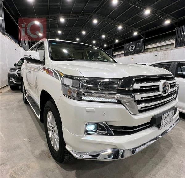 Toyota for sale in Iraq